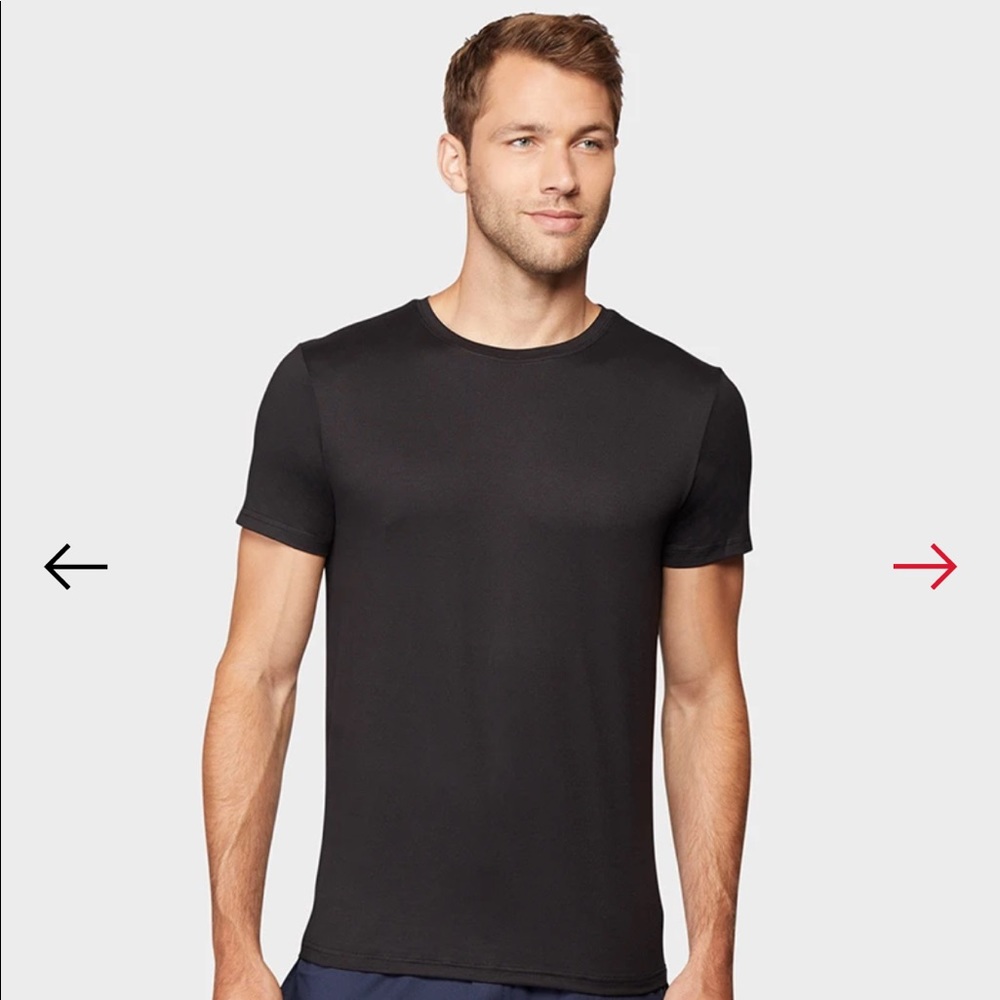 Pack of 2. Men’s 32 DECREES shirts